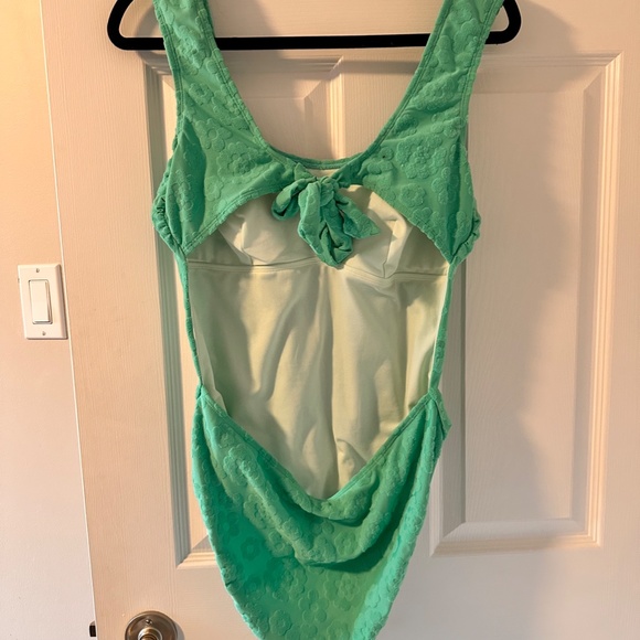 Cupshe Floral Jacquard Cutout Tie Back One Piece Swimsuit - Picture 2 of 2